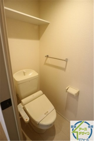 モンボヌールのトイレ|パース写真