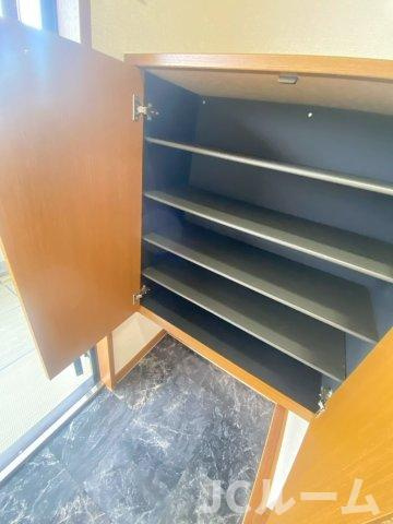 グランドハイデンス Bの収納|反転タイプの部屋の写真です