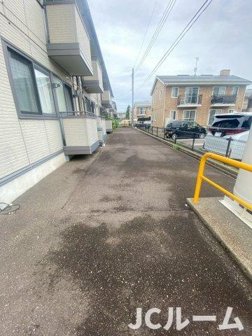 グランドハイデンス B