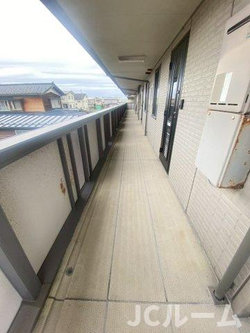 グランドハイデンス Bのロビー