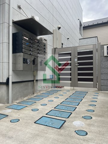 ティージェーレジデンスキヨセのエントランス