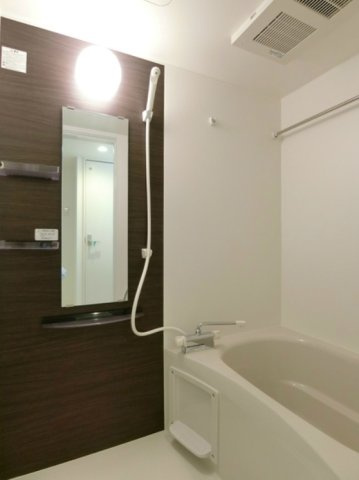 リブリエース2の浴室