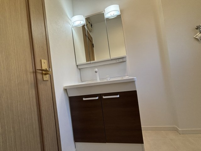 【独立洗面台】