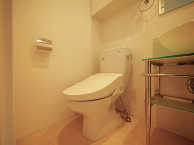 【トイレ】 | SERENiTE本町reflet | トイレも気になるポイント