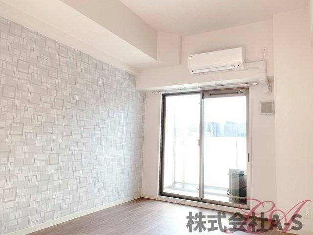 プレサンス栄フェルの居間・リビング|同間取り画像使用
実際のお部屋と色などが異なる場合がございます。