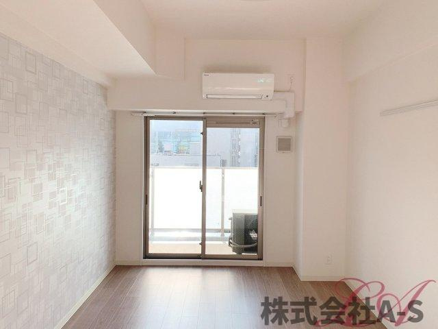 プレサンス栄フェルの居間・リビング|同間取り画像使用
実際のお部屋と色などが異なる場合がございます。