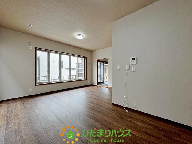 久喜市久喜東３丁目　中古一戸建ての居間・リビング