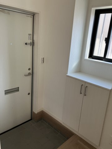 コモド本木の玄関