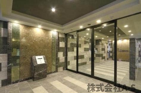 プレサンス丸の内リラティのエントランス|同間取り画像使用
実際のお部屋と色などが異なる場合がございます。