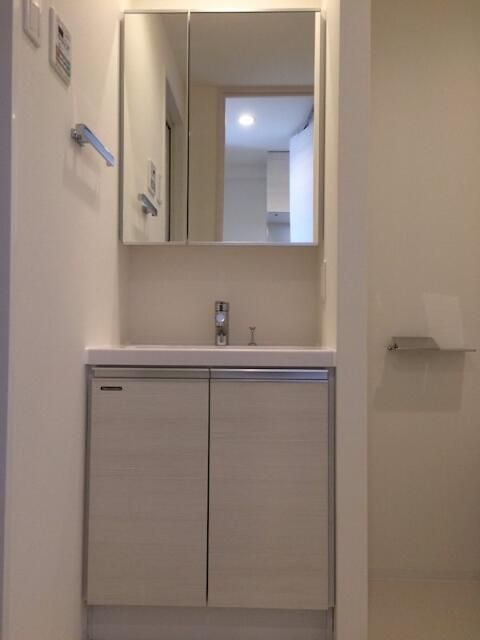 メイクスデザイン池袋の洗面所