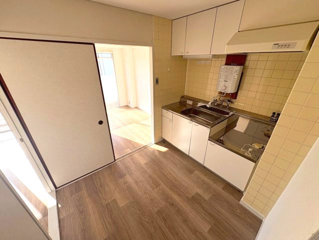 椋本マンションの居間・リビング