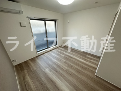 フジパレス弥刀駅北Ⅱ番館の居間・リビング|こちらの居間で趣味の時間をお楽しみください