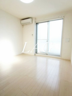 【居間・リビング】 | リブリ・Smile | 洋室のお部屋です。