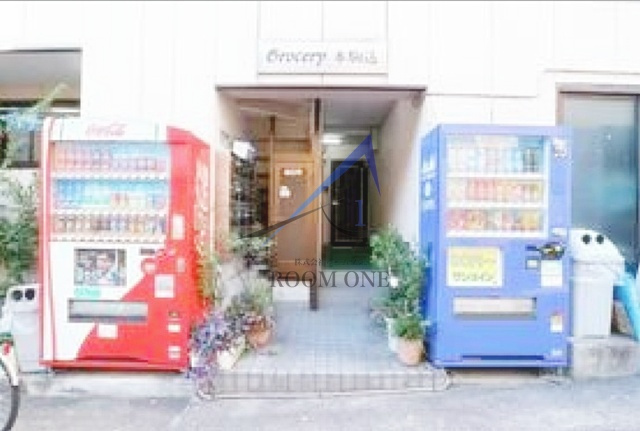 グローサリー本駒込のエントランス|エントランスです。