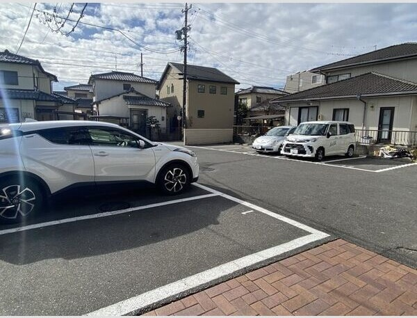 ユニオンハイツ八橋A　　　刈谷市近郊の賃貸はクラスホームの駐車場