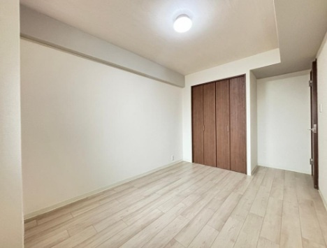 西神戸セントポリア1号館の洋室