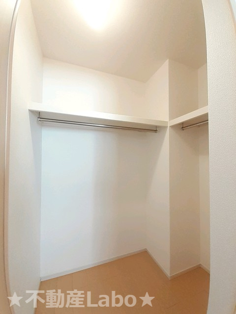 ラ・ゴロンドリーナBの収納