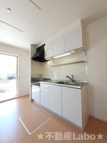 ラ・ゴロンドリーナBのキッチン