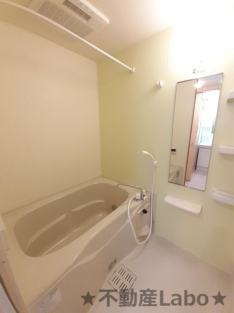 スマイリー鴨島Aの浴室