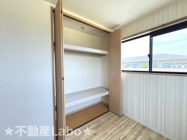 徳島市北沖洲１丁目の賃貸マンションの収納