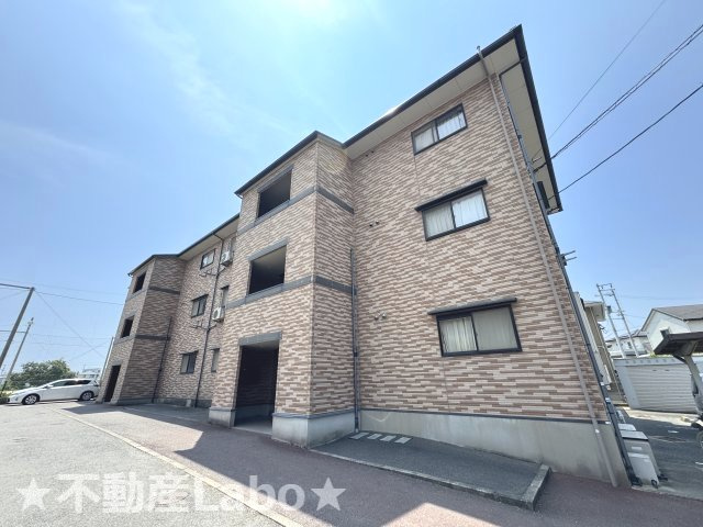 徳島市北沖洲１丁目の賃貸マンションの駐車場