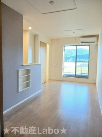 クラール吉野川 B