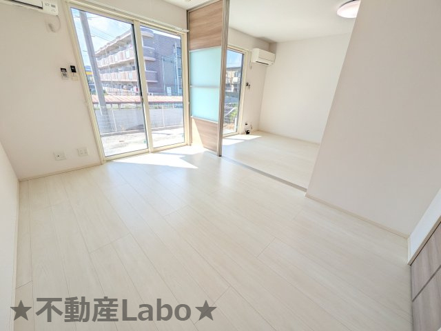 エムブルグの内装