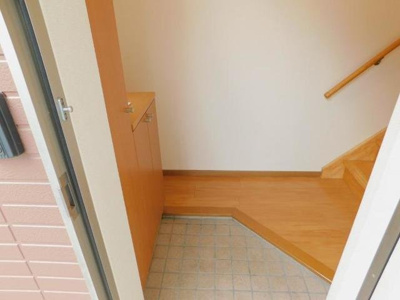 【玄関】 | 美宝・西Ａ | シューズボックスあり