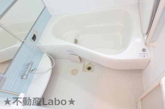 パピロ　102の浴室