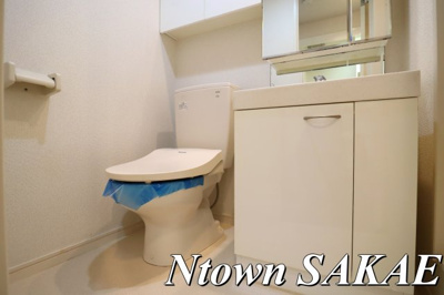 【トイレ】 | エバンフォート | 清潔感のあるトイレです