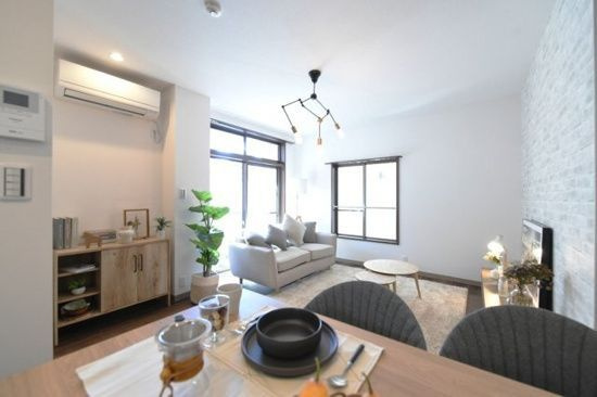 ガーデンヒルズ市ヶ谷の居間・リビング