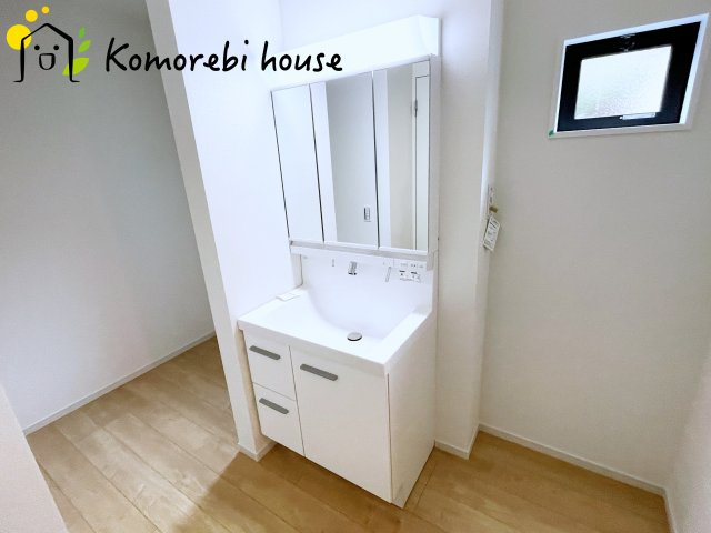 上尾市今泉　7期　新築一戸建て　グレース　01の独立洗面台|独立洗面台です