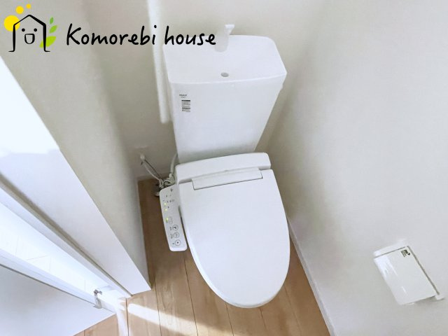 上尾市今泉　7期　新築一戸建て　グレース　01のトイレ|コンパクトで使いやすいトイレです
