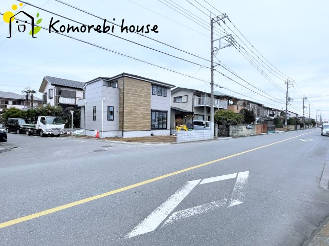 上尾市今泉　7期　新築一戸建て　グレース　01の前面道路含む現地写真|12/8撮影