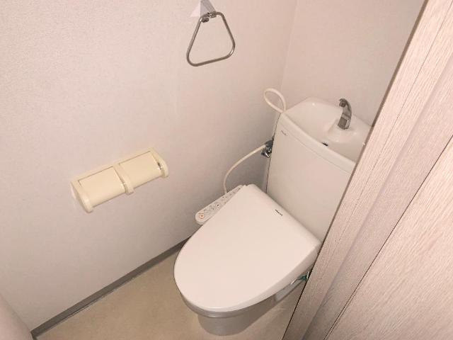 コンフォースＫのトイレ|シャワー付トイレ