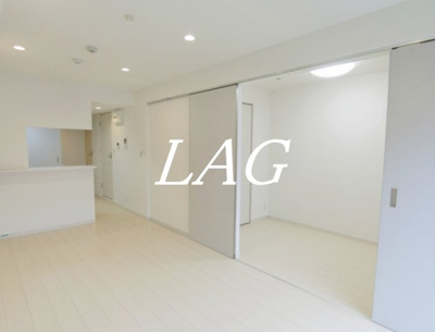 【居間・リビング】 | リブリ・クリークウエスト | 洋室のお部屋です。