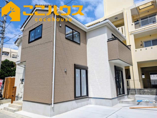 那覇市仲井真　いろどりアイタウン　新築戸建て　全8区画　2号棟