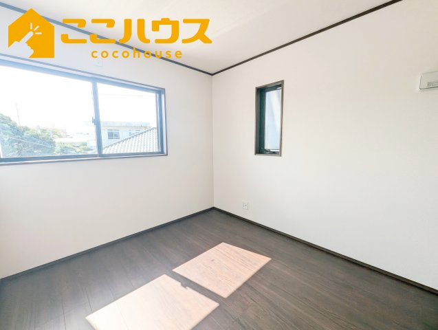 那覇市仲井真　いろどりアイタウン　新築戸建て　全8区画　2号棟の洋室|【施工例】※同施工の別物件写真