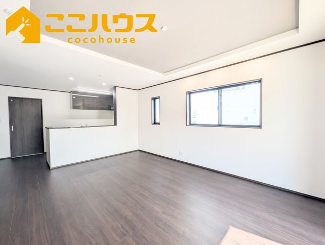 那覇市仲井真　いろどりアイタウン　新築戸建て　全8区画　2号棟のキッチン|【施工例】※同施工の別物件写真