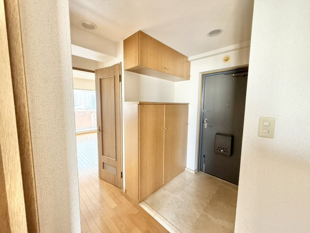 ワコーレ明石マリンプレイスの洋室|全居室収納スペース付きで、スッキリと整理整頓できます♪