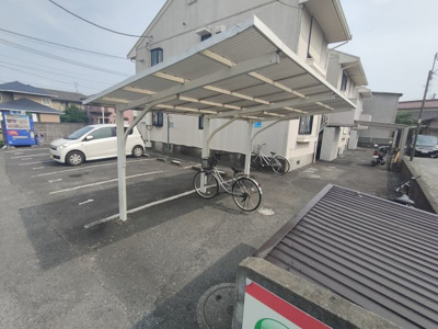 【その他共用部分】 | ヴァンベールMⅡ | 駐輪場です