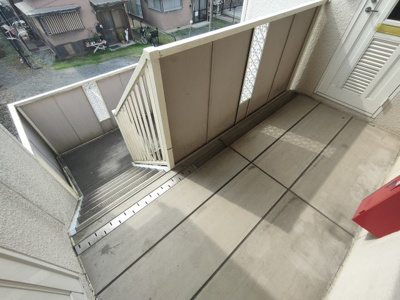 【エントランス】 | ヴァンベールMⅡ | 玄関の手前です