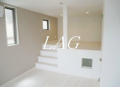 【居間・リビング】 | ＣＢ蓮田リーリエ | 洋室のお部屋です。