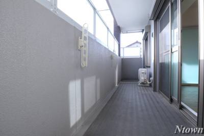 【バルコニー】 | グランドガーデン | 陽当たり良好なバルコニーです