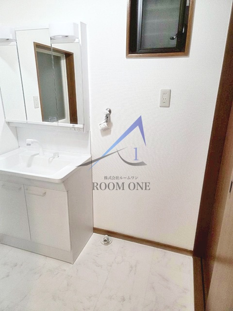 仲居邸のその他|洗濯機置場です。