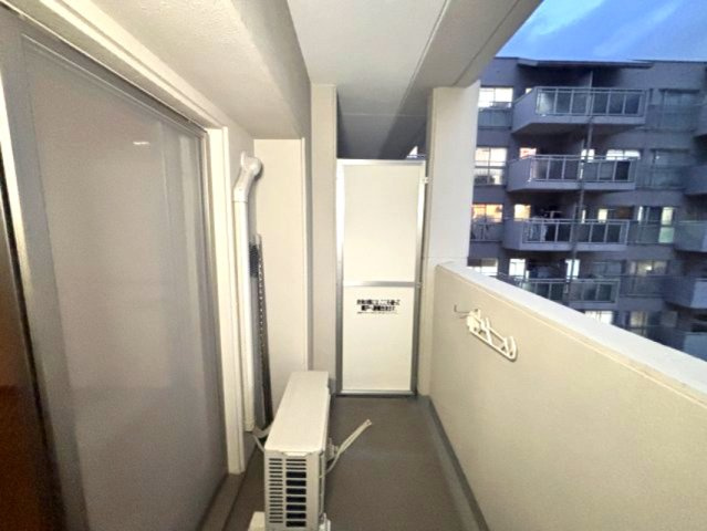 アドバンス三宮Ⅲリンクスのバルコニー