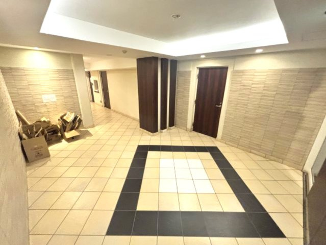 アドバンス三宮Ⅲリンクスのロビー