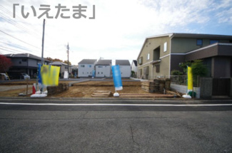 【外観】 | 【仲介手数料無料！！】日野市万願寺６丁目　新築戸建て（全4棟）1号棟　6899万円 | 令和７年11月29日撮影　建築中