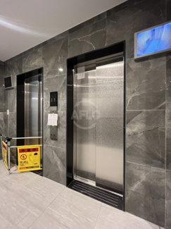 【エントランス】 | エステムコート難波サウスプレイスⅧハイド | エステムコート難波サウスプレイスVIIIハイド　エレベーター