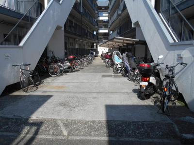 【その他】 | RAYHAUS善福寺川公園 | 駐輪場。